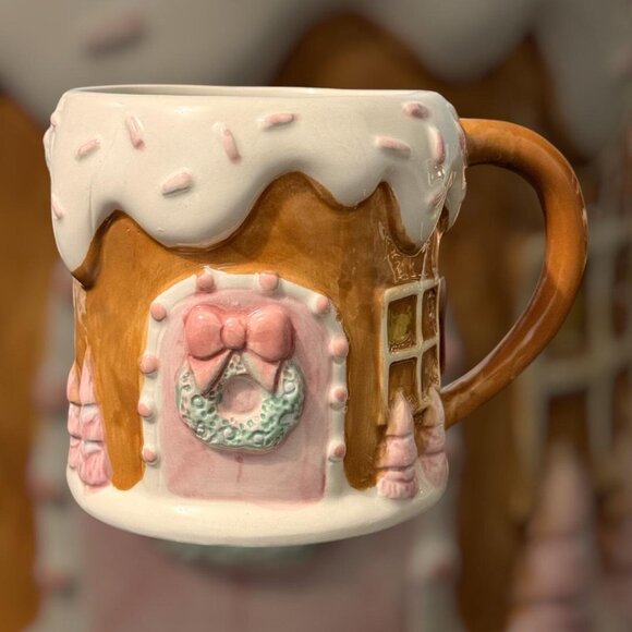 Viral Gingerbread Mugs - Picture 3 of 4